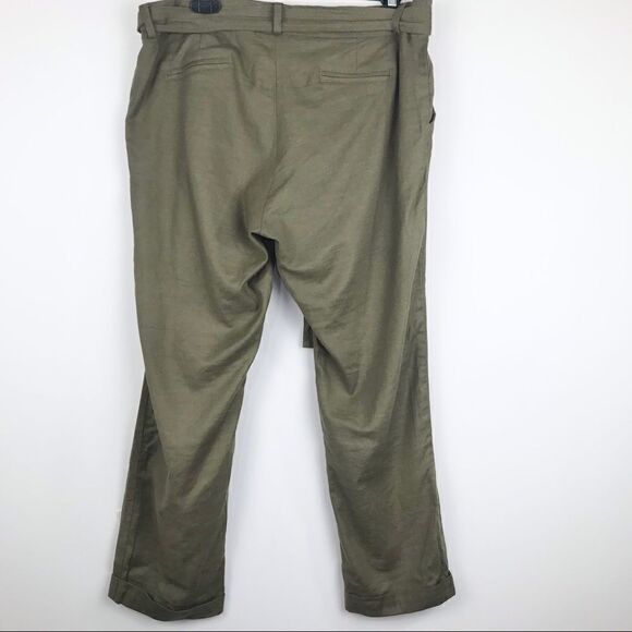 Kut from the Kloth Olive Green Linen Blend Crop Pants - Picture 4 of 9